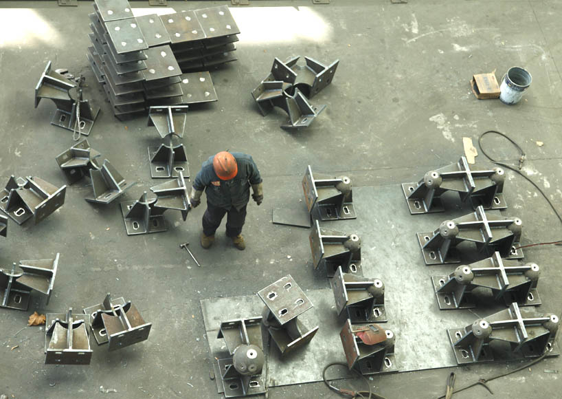 安达煤棚网架双向支座