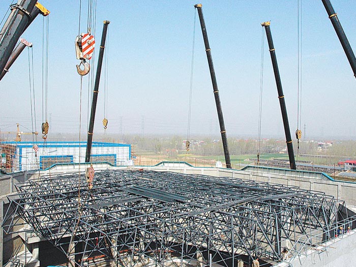 安达网架高空滑移法