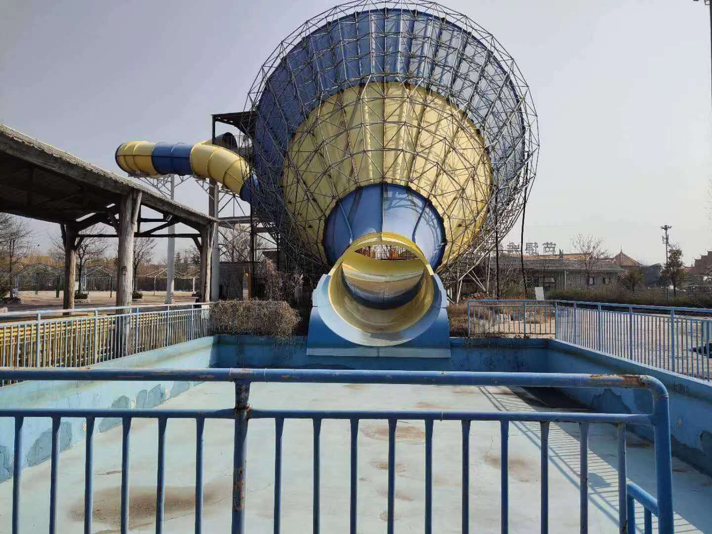 安达大喇叭造型网架